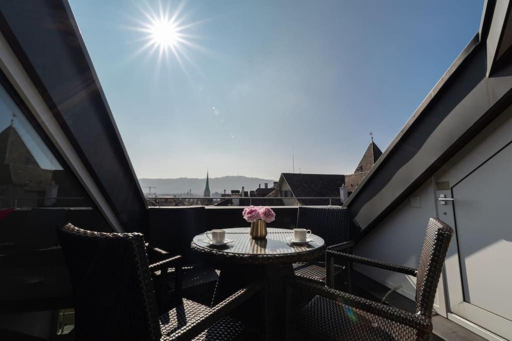 Maisonette Penthouse In Old Town - Uz10 Apartment Zurich Luaran gambar